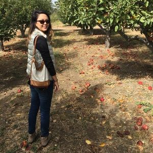 Meet your Posher, Julia